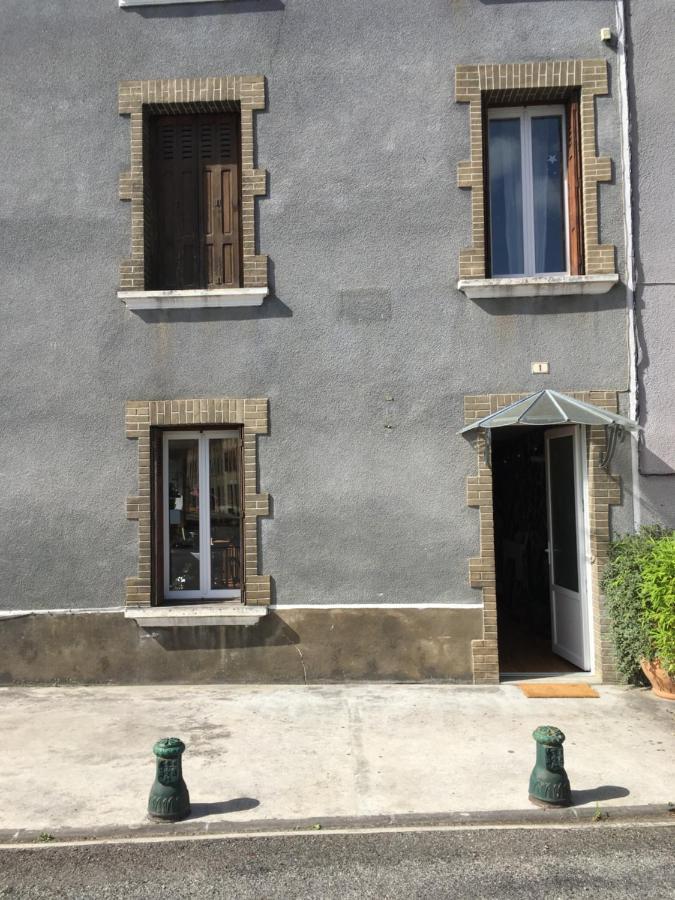 Sejour Chez L'Habitant Homestay Fougax-et-Barrineuf Exterior foto