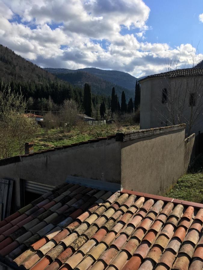 Sejour Chez L'Habitant Homestay Fougax-et-Barrineuf Exterior foto